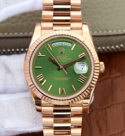Replica horloge Rolex Day-Date 08 (40mm) 228235 groene wijzerplaat (President band) Automatic-Top kwaliteit!