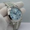 Replica horloge Rolex Day-Date 13 (40mm) Platinum Ice Blue Roman Dial 228206 (President band) Automatic