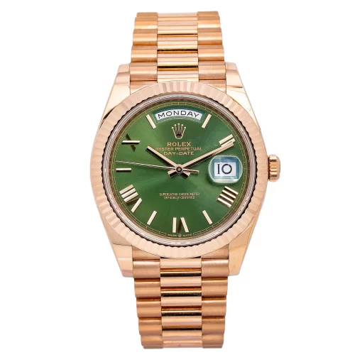 Replica horloge Rolex Day-Date 02 (40mm)  Romans Groene wijzerplaat Automatic 228235 Anniversary-Everose gold-Top kwaliteit!